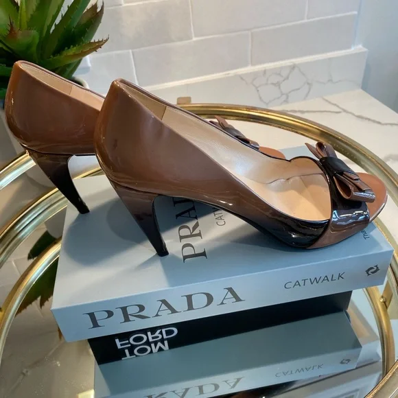 Prada open toe heels - Picture 3 of 8